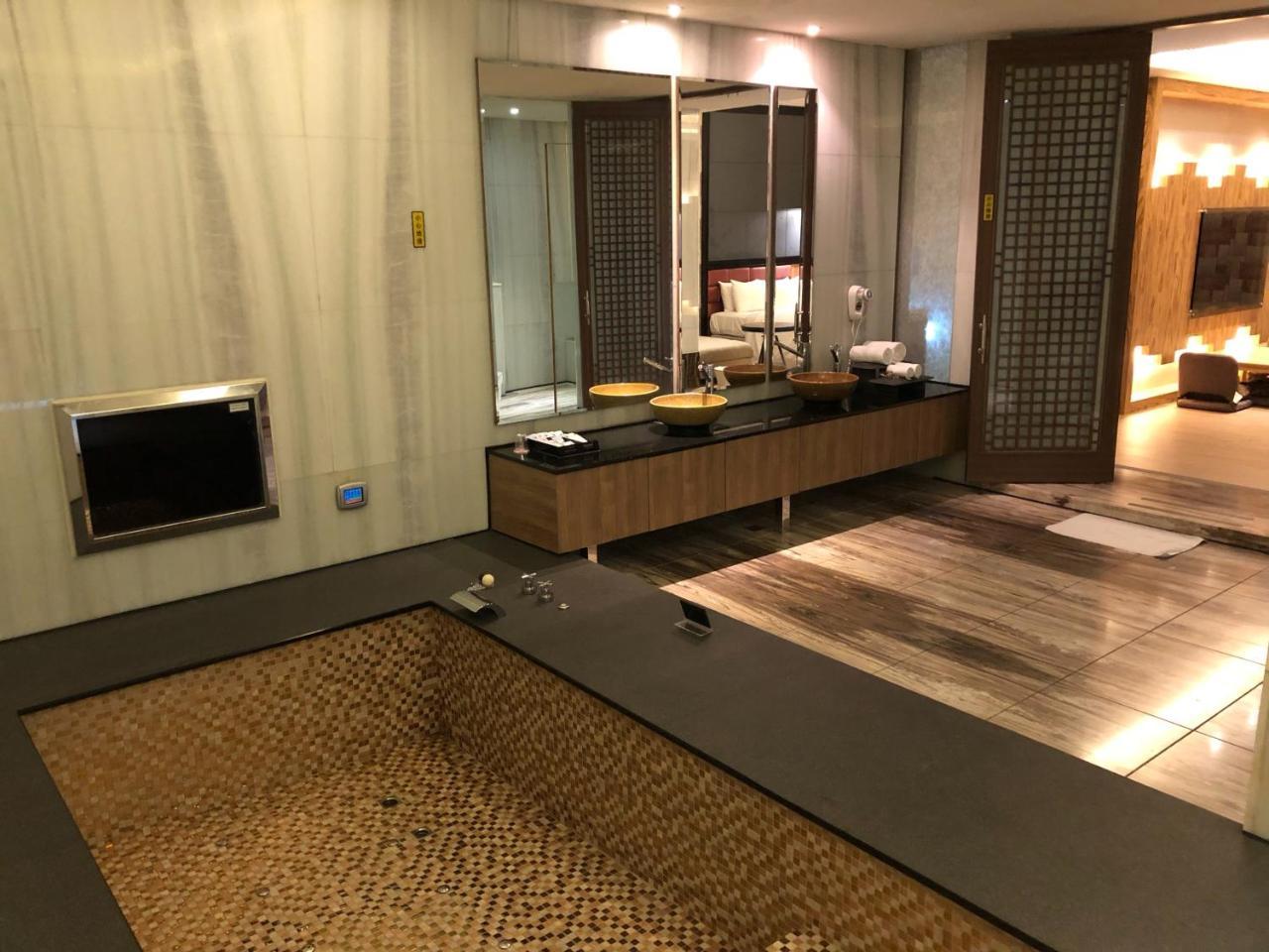 Idee Spa Motel Yangmei Zewnętrze zdjęcie