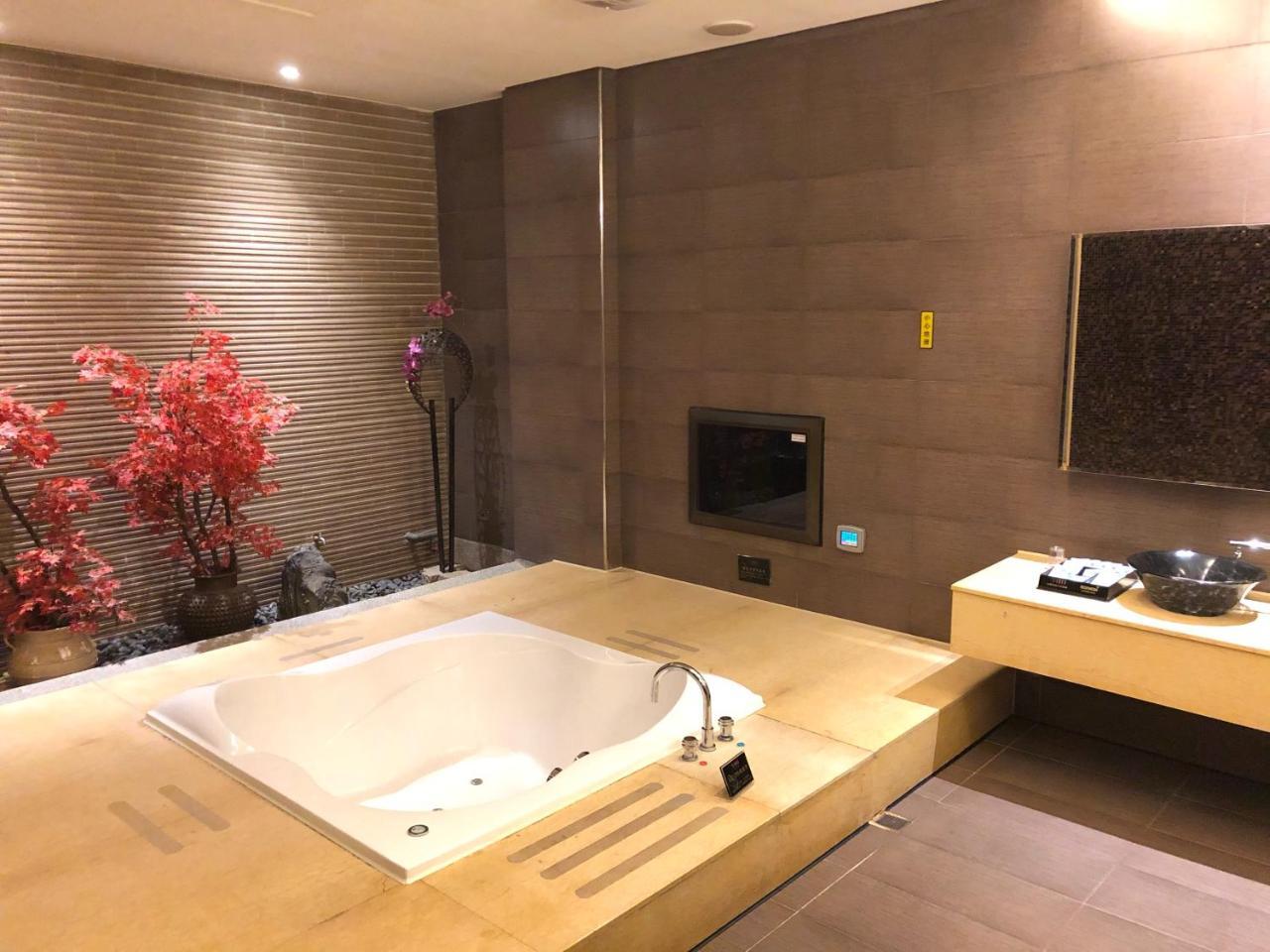 Idee Spa Motel Yangmei Zewnętrze zdjęcie