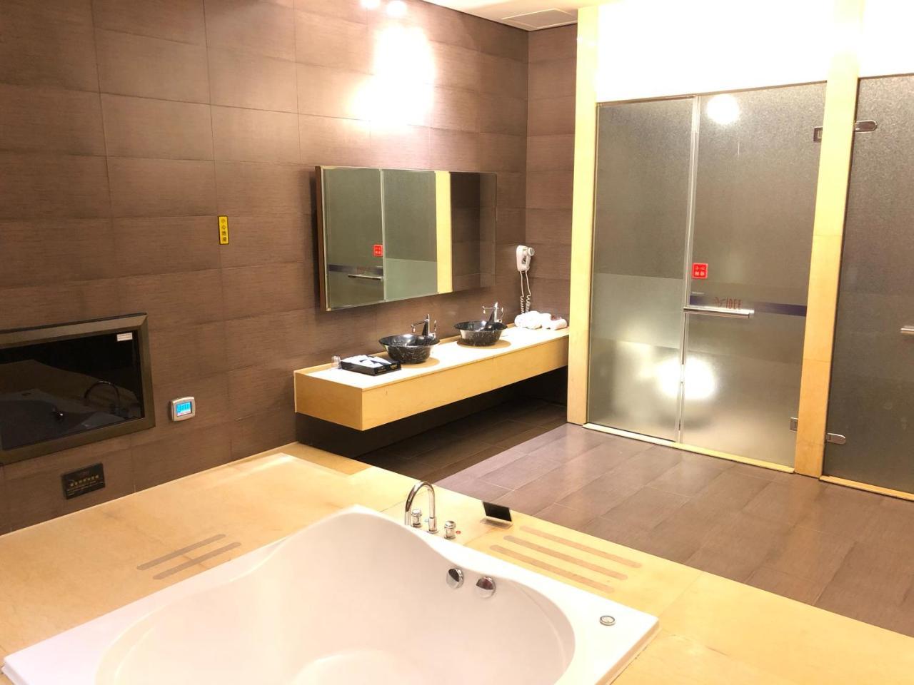 Idee Spa Motel Yangmei Zewnętrze zdjęcie