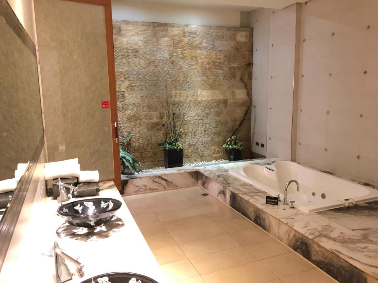 Idee Spa Motel Yangmei Zewnętrze zdjęcie