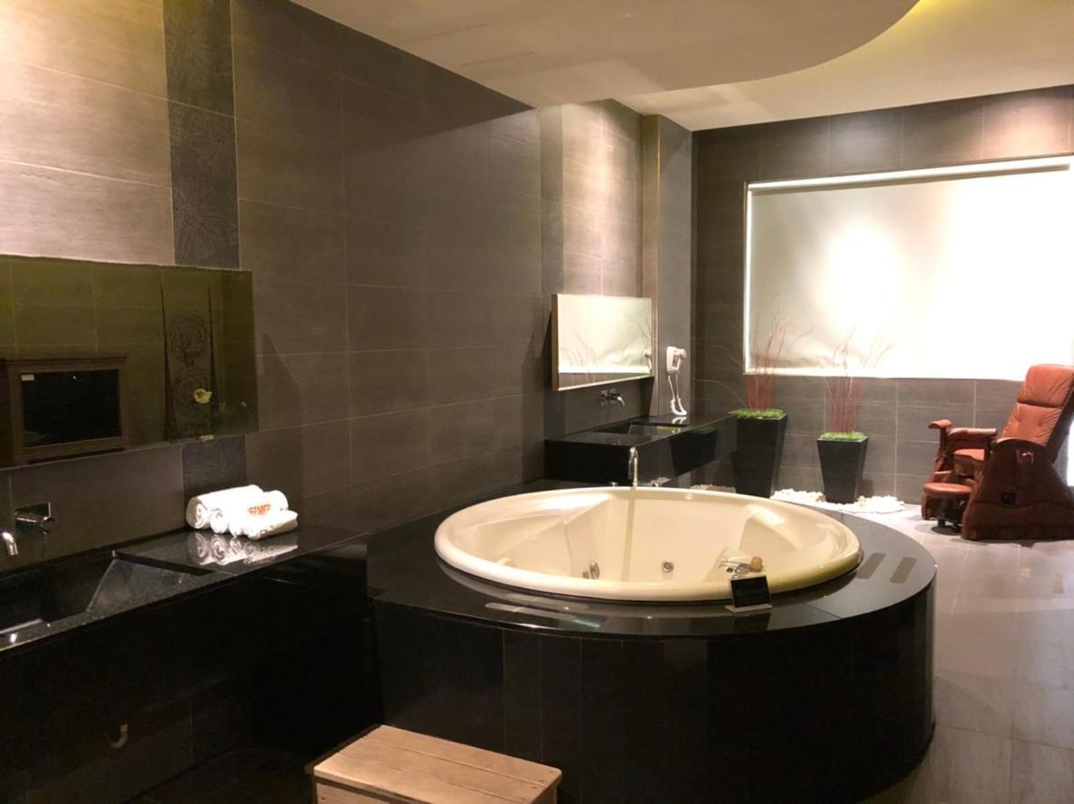 Idee Spa Motel Yangmei Zewnętrze zdjęcie